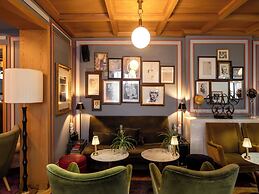 Browns Central Hotel