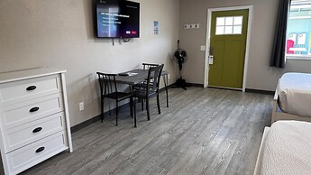 The Coastal Inn and Suites