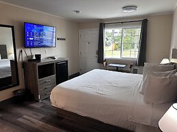 The Coastal Inn and Suites