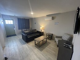 The Coastal Inn and Suites