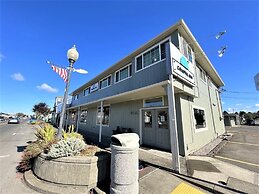 The Coastal Inn and Suites