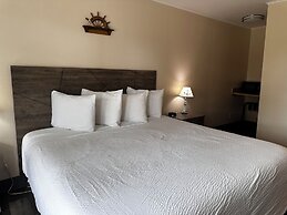 The Coastal Inn and Suites