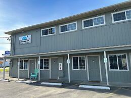 The Coastal Inn and Suites