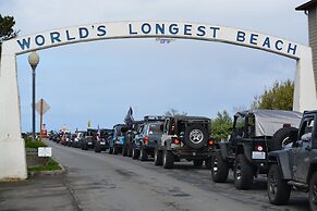 The Coastal Inn and Suites