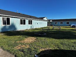 The Coastal Inn and Suites