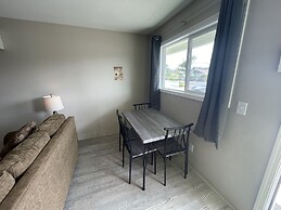 The Coastal Inn and Suites