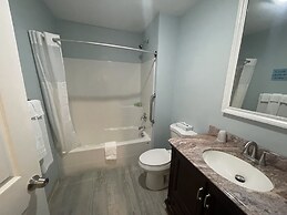 The Coastal Inn and Suites