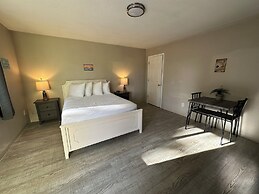 The Coastal Inn and Suites