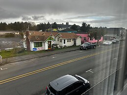 The Coastal Inn and Suites