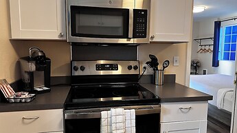 The Coastal Inn and Suites