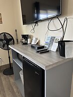 The Coastal Inn and Suites