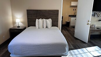 The Coastal Inn and Suites