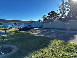 The Coastal Inn and Suites