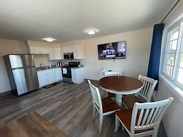 The Coastal Inn and Suites