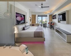Royalton CHIC Punta Cana, An Autograph Collection All-Inclusive Resort