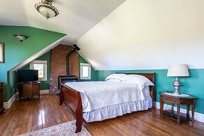 Chestnut Inn Bed and Breakfast