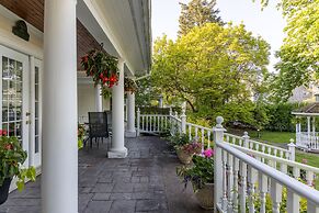 Chestnut Inn Bed and Breakfast