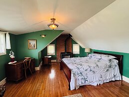 Chestnut Inn Bed and Breakfast