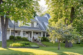 Chestnut Inn Bed and Breakfast