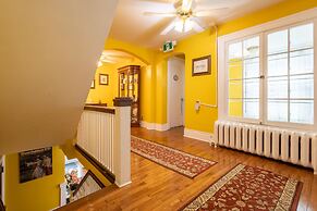 Chestnut Inn Bed and Breakfast