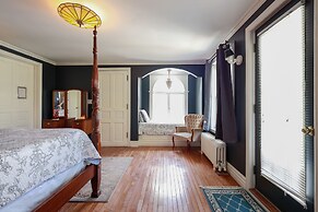 Chestnut Inn Bed and Breakfast