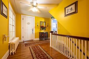 Chestnut Inn Bed and Breakfast