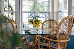 Chestnut Inn Bed and Breakfast