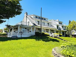 Chestnut Inn Bed and Breakfast