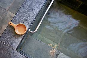 Muen Hot Spring Hotel