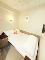 Apple Hostel