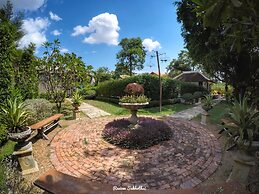 Tharaburi Resort Sukhothai