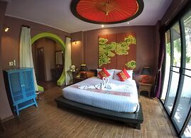 Tharaburi Resort Sukhothai