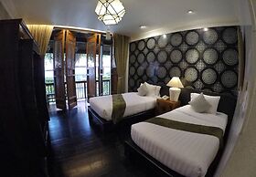 Tharaburi Resort Sukhothai