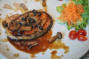 Tharaburi Resort Sukhothai