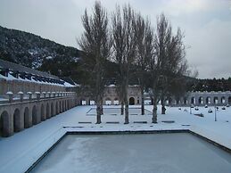 Hospedería Santa Cruz