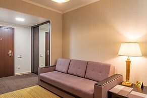 Diplomat Hotel