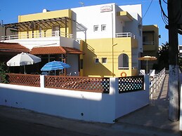 Dimitra Apartments
