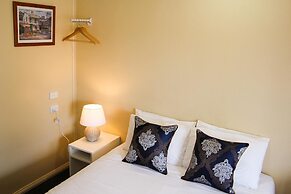 Hotel Motel 359, Hillvue, Australia - Lowest Rate Guaranteed!