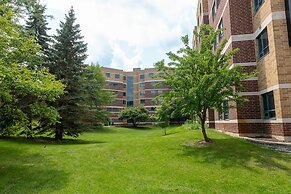 Residence & Conference Centre - London