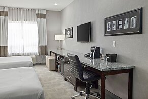 Home Inn and Suites Regina Airport
