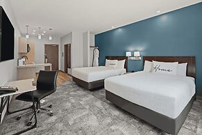 Home Inn and Suites Regina Airport