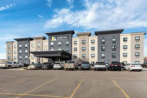 Home Inn and Suites Regina Airport