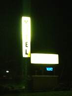 Pleasant Manor Motel