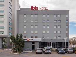 Ibis Guaratinguetá Aparecida