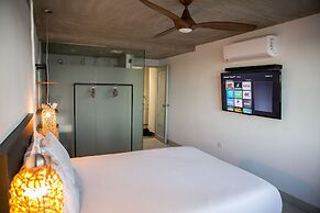 Numero Uno Beach House