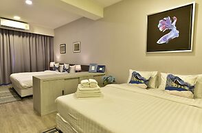 Ratchadamnoen Residence