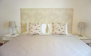 Ratchadamnoen Residence