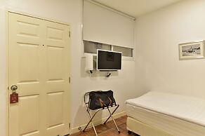 Ratchadamnoen Residence