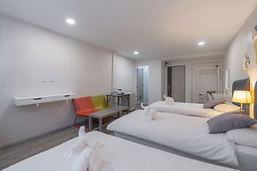 Ratchadamnoen Residence