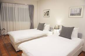 Ratchadamnoen Residence